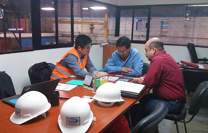 EMAC Visiting Panama's customer 700x450 EMAC Visiting Panama's customer